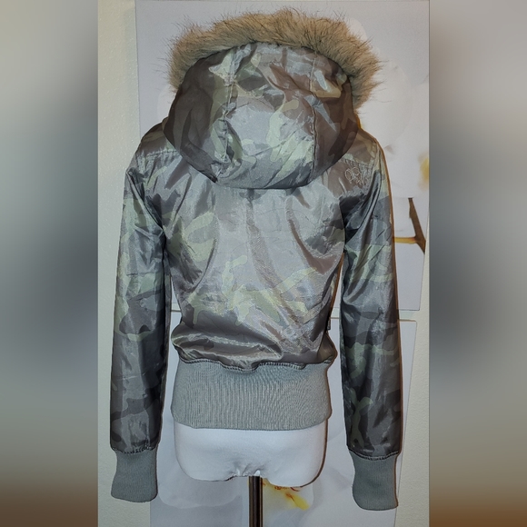 Camouflage Jacket - Picture 5 of 11